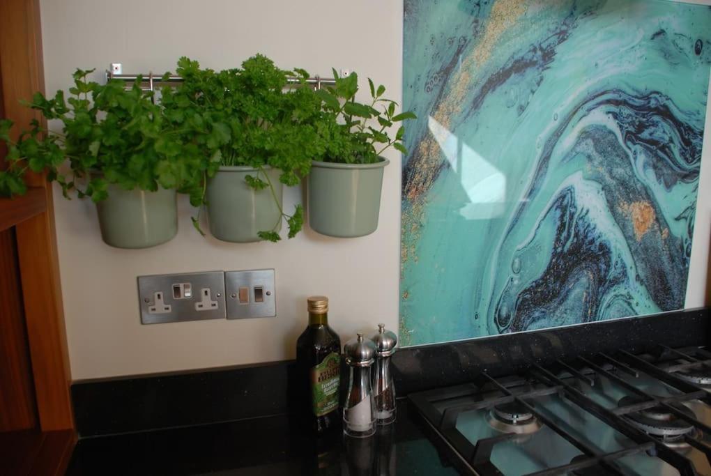 Wow I'M Living On The Beach. Luxury 4 Bed Sleeps 8 Pagham Exterior photo